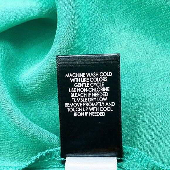 Floral Green Sleeveless Top - Picture 9 of 10